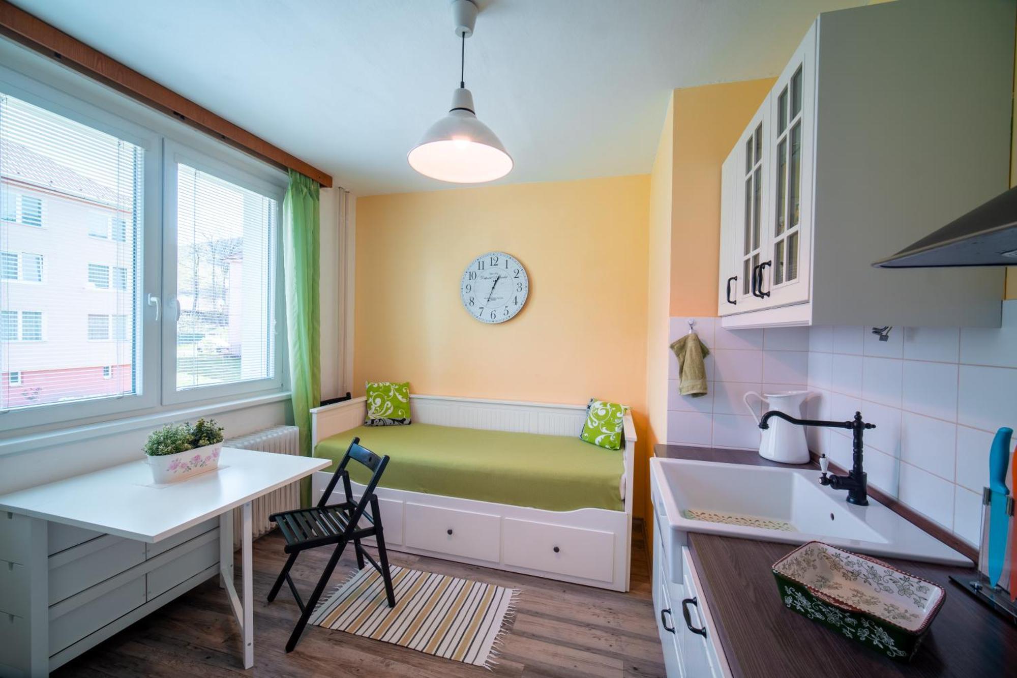 Apartman Лоучна-над-Десноу Экстерьер фото